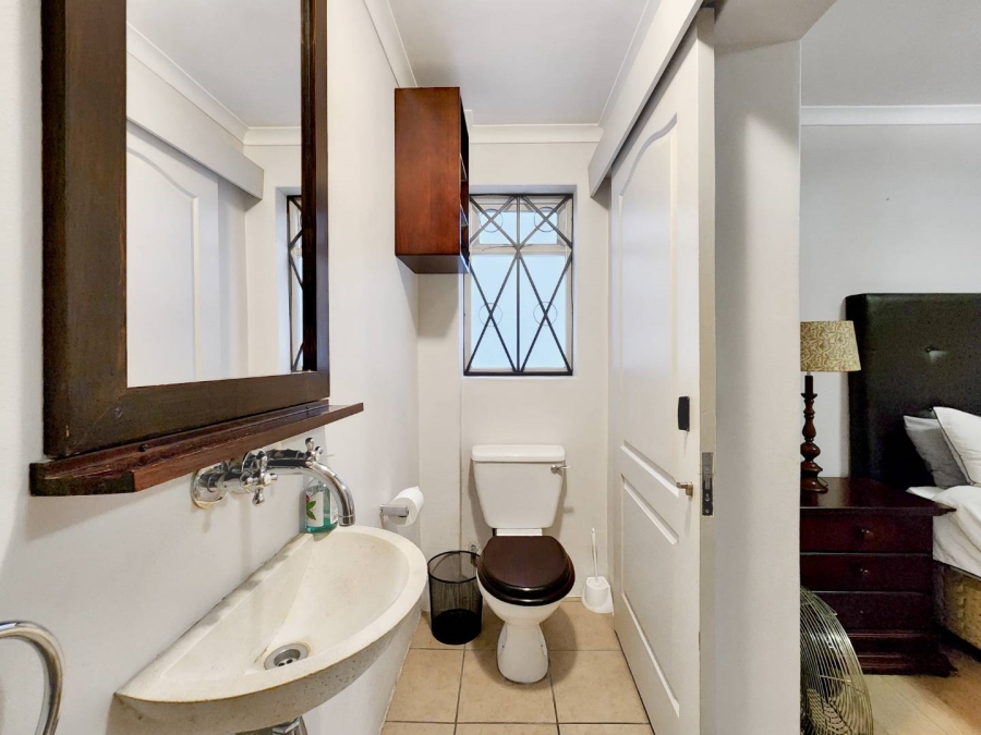 To Let 2 Bedroom Property for Rent in Gardens Western Cape